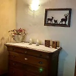 Tsi Nos Con Giardino E Balcone アパート