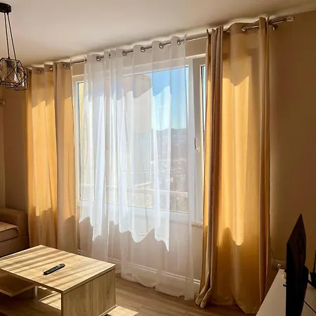 Tsi Nos Con Giardino E Balcone *
