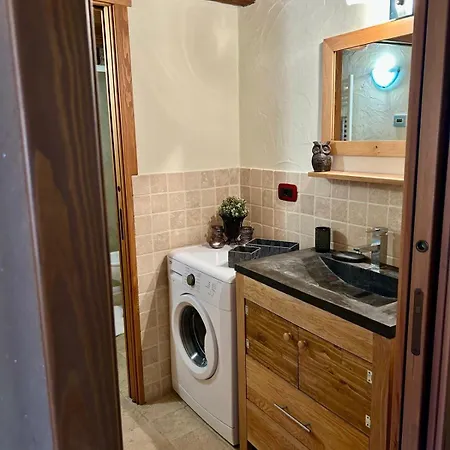 Tsi Nos Con Giardino E Balcone Apartman *