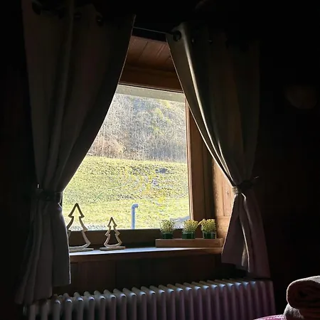 아파트 Tsi Nos Con Giardino E Balcone