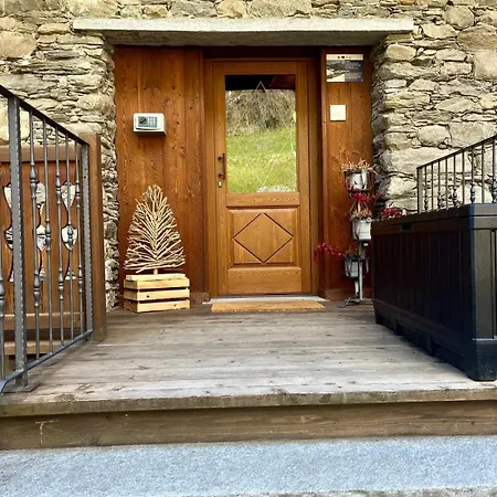 Apartman Tsi Nos Con Giardino E Balcone *