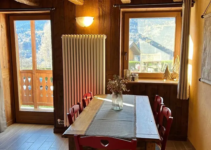 Apartment Tsi Nos Con Giardino E Balcone