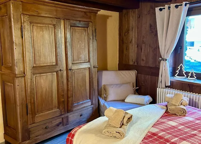 Tsi Nos Con Giardino E Balcone 아파트 라살